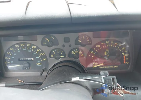 1992 Chevrolet Camaro Rs z USA, uszkodzony, nr VIN 1G1FP23T4NL152871